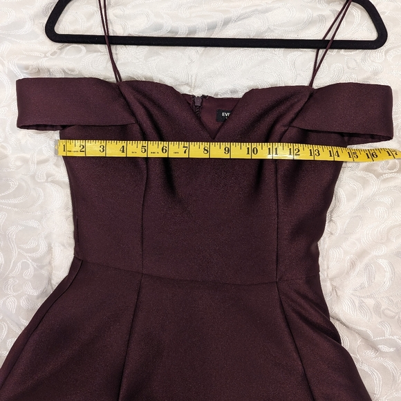 Beautiful like new shimmery plum evening dress 🖤 brand: EVERNEW - Picture 11 of 12